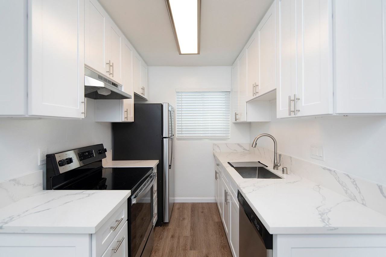 Catalina Pacific Apartments - Photo 2 of 36