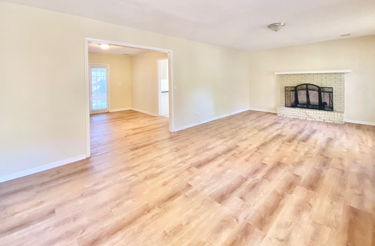 201 Chadford Rd #1 - Photo 2 of 19