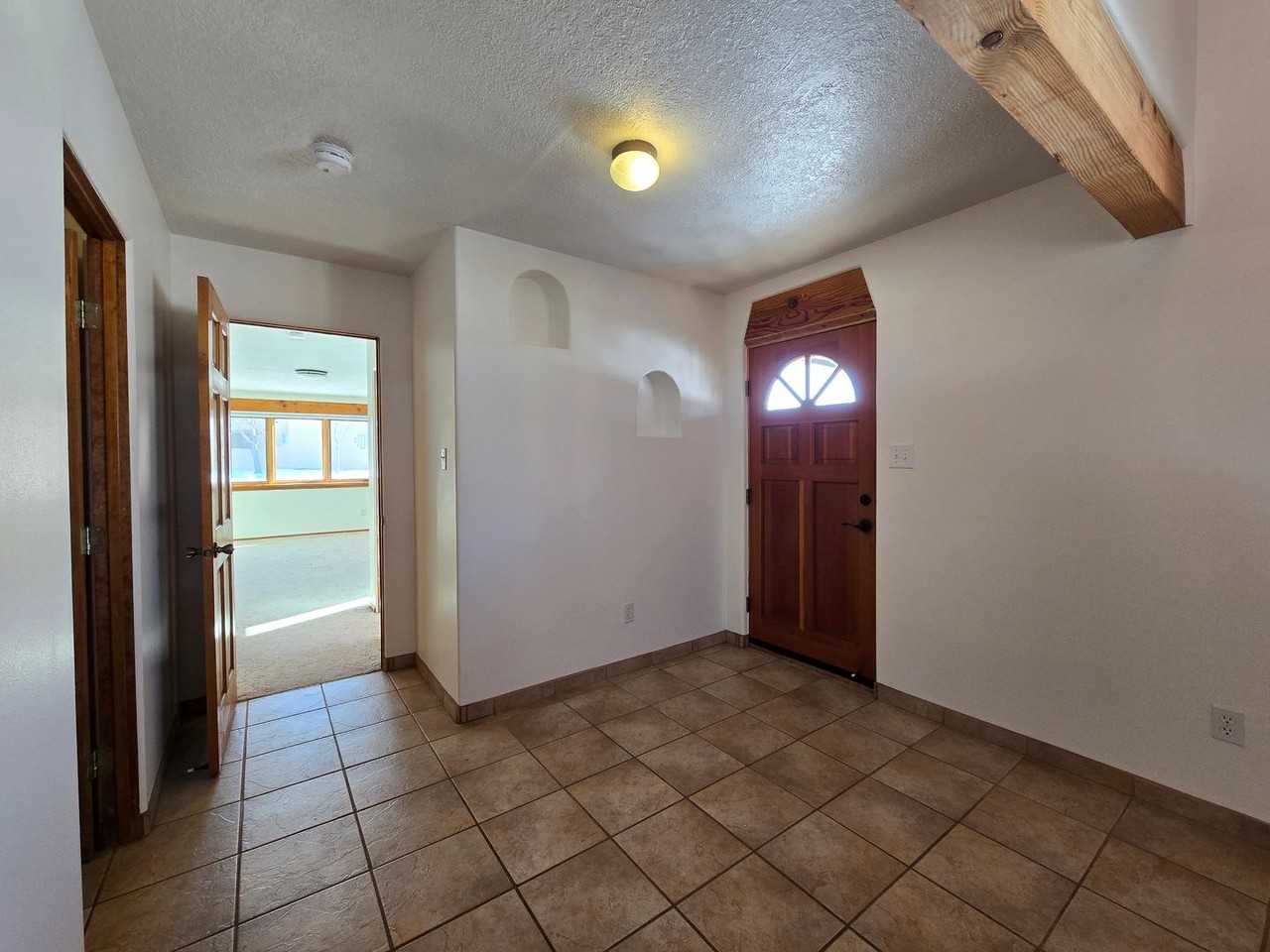 19 Camerada Rd - Photo 5 of 36