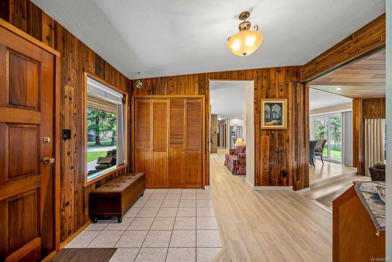 3551 Winn Rd #1 - Photo 6 of 25