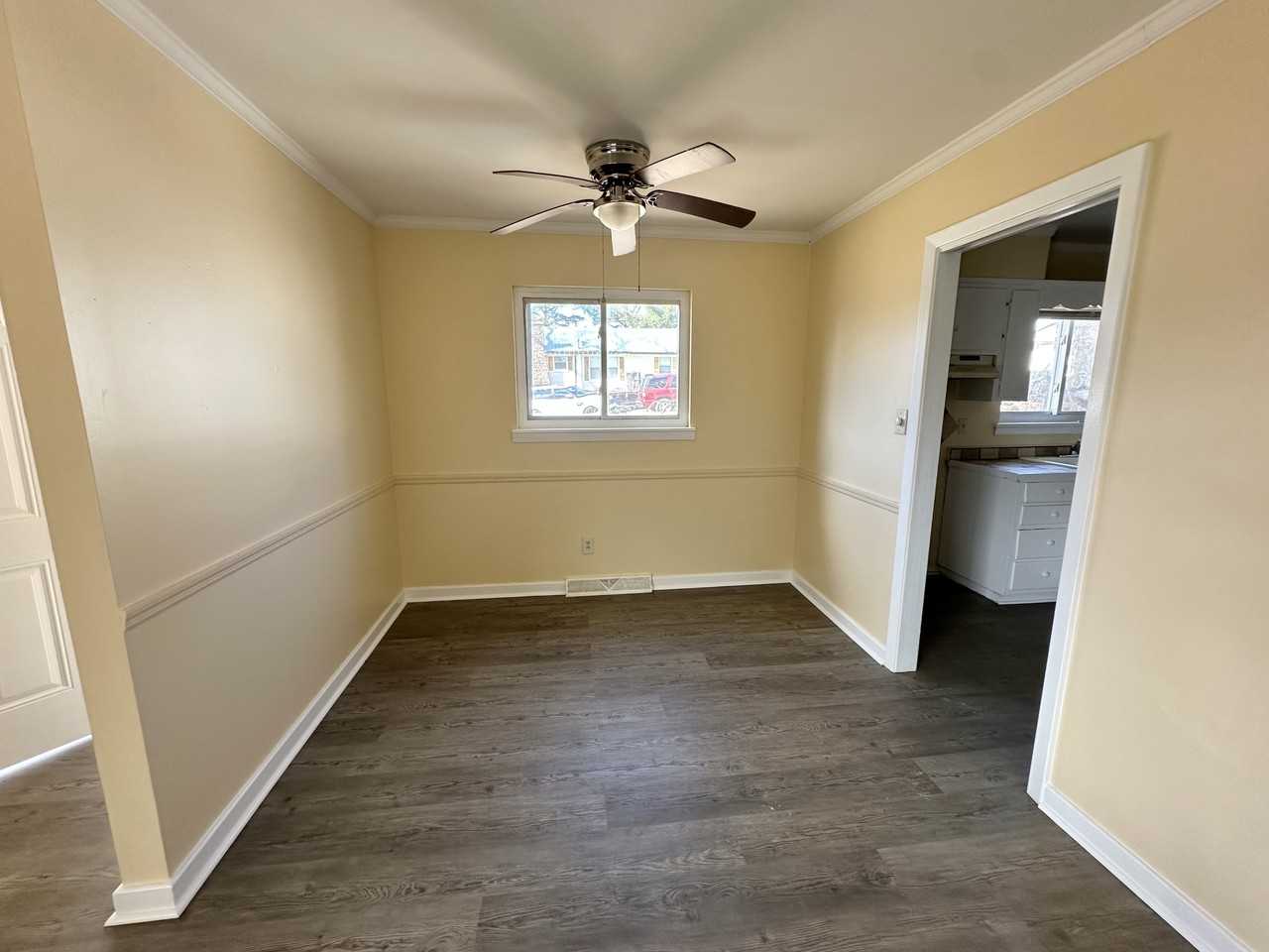 308 13th Ave Nw #1 - Photo 4 of 9