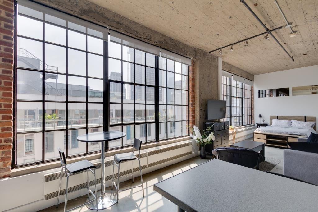 454 Rue De La Gauchetière O #907 - Photo 3 of 9