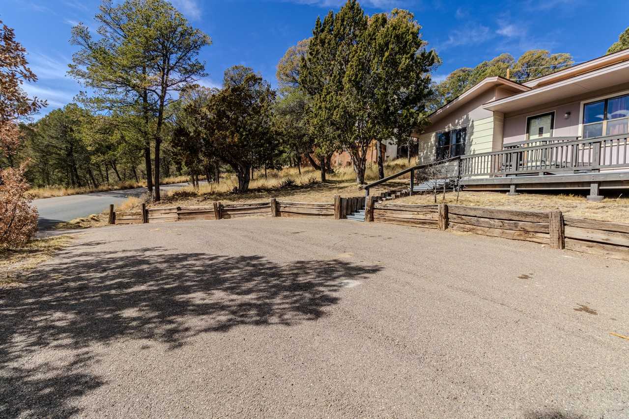 202 Warwick Dr #1 - Photo 6 of 38