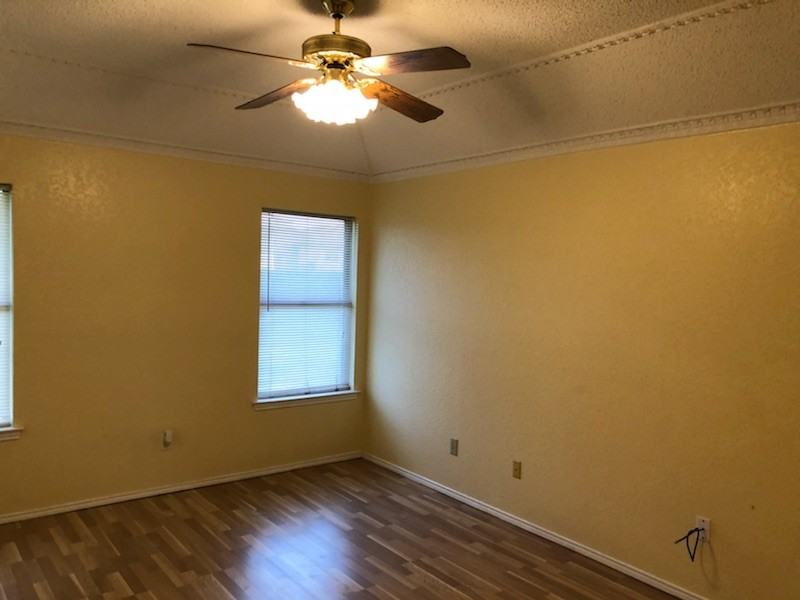 1005 Packard Dr #1 - Photo 7 of 9