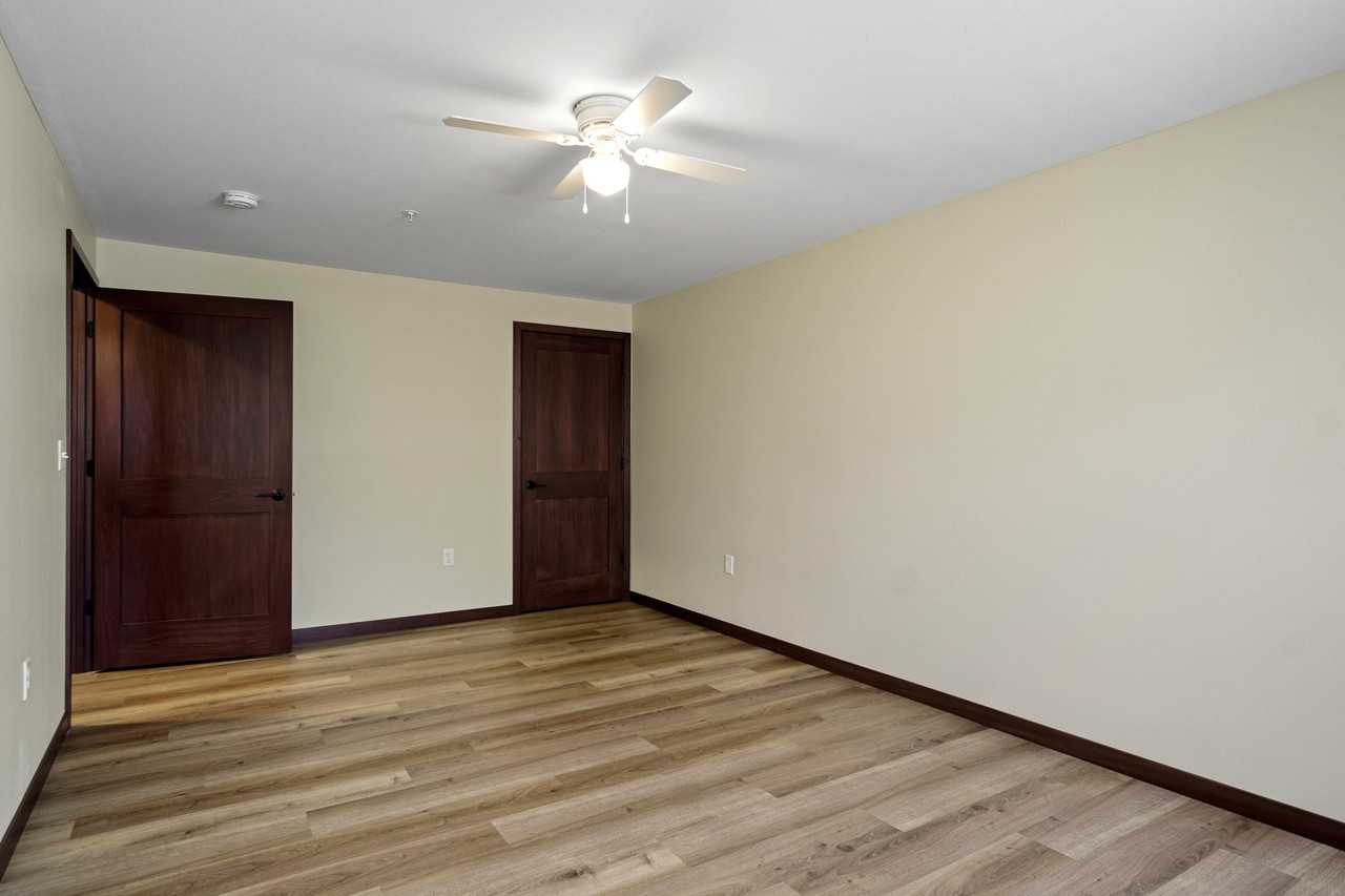 902 Menomonie St, Eau Claire, WI, USA - 3 #3 - Photo 4 of 15