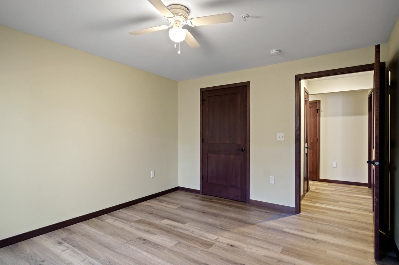 902 Menomonie St, Eau Claire, WI, USA - 3 #3 - Photo 5 of 15