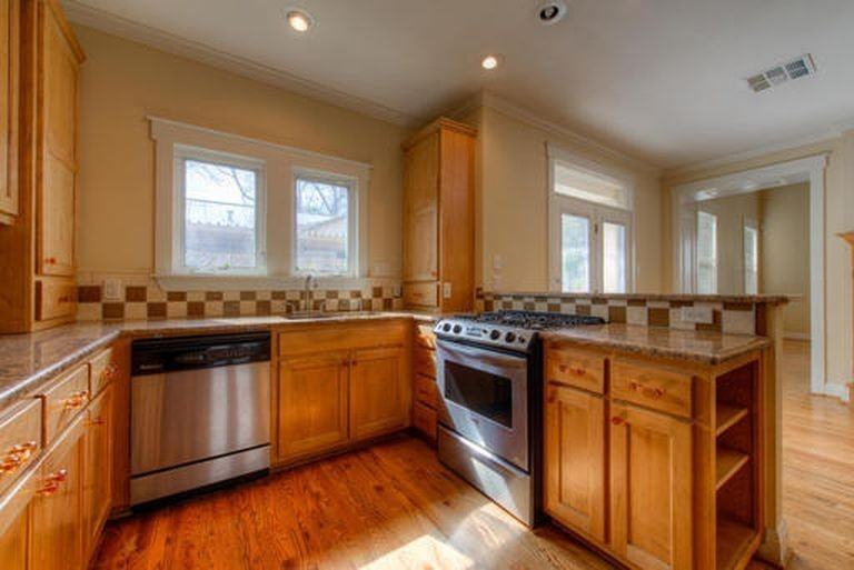 4527 Avenue B - Photo 2 of 43