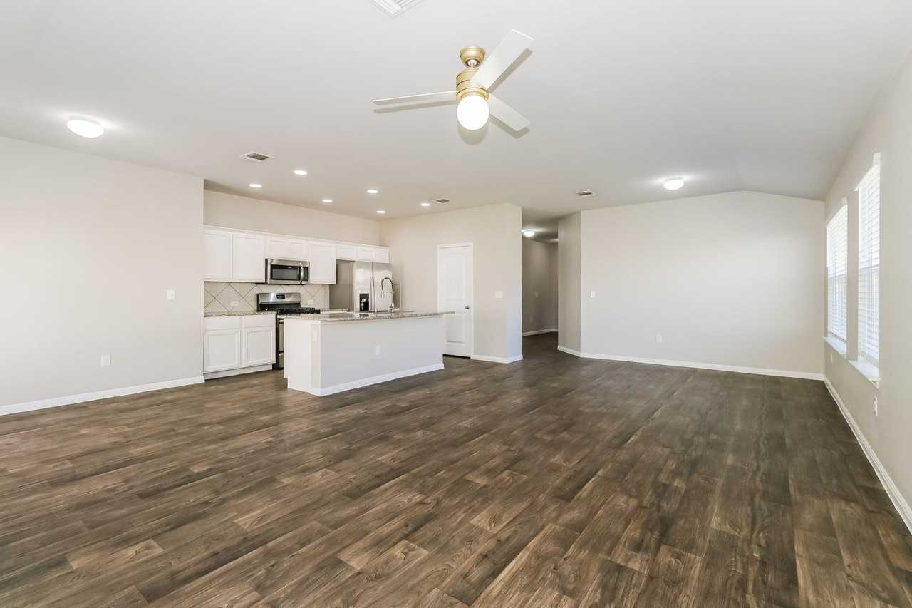 10913 Gonzales Ranger Pass - Photo 6 of 19