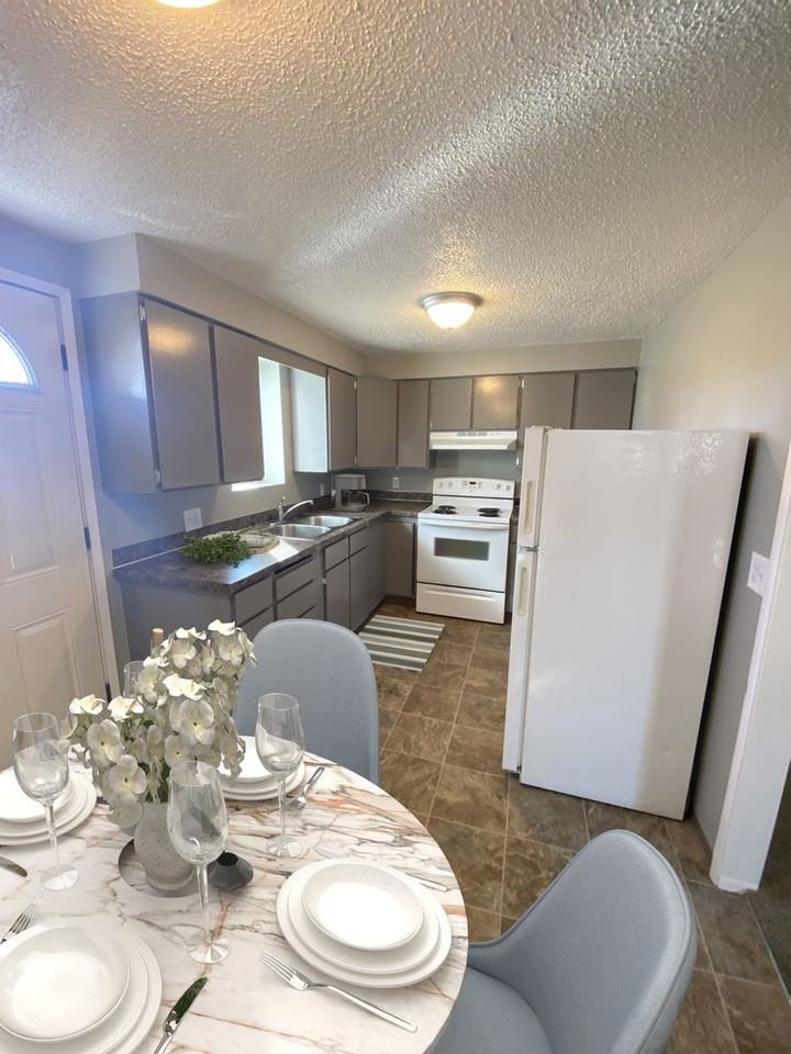 101-107 E. Fremont Ave - Photo 5 of 30