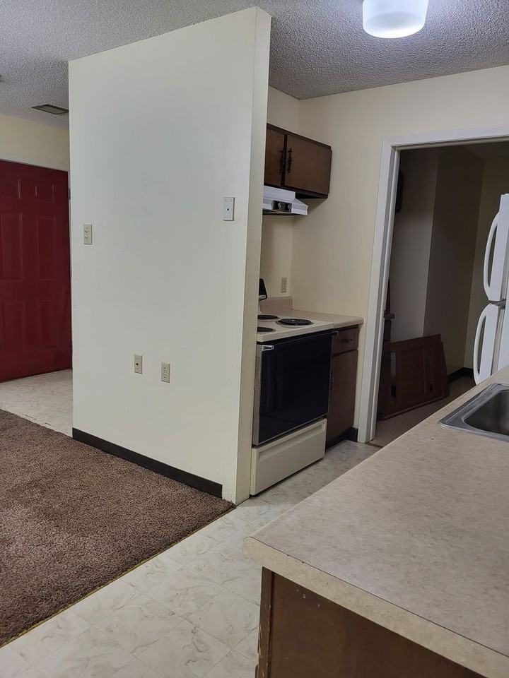 Downs - Maple Grove Apts - Photo 3 of 19