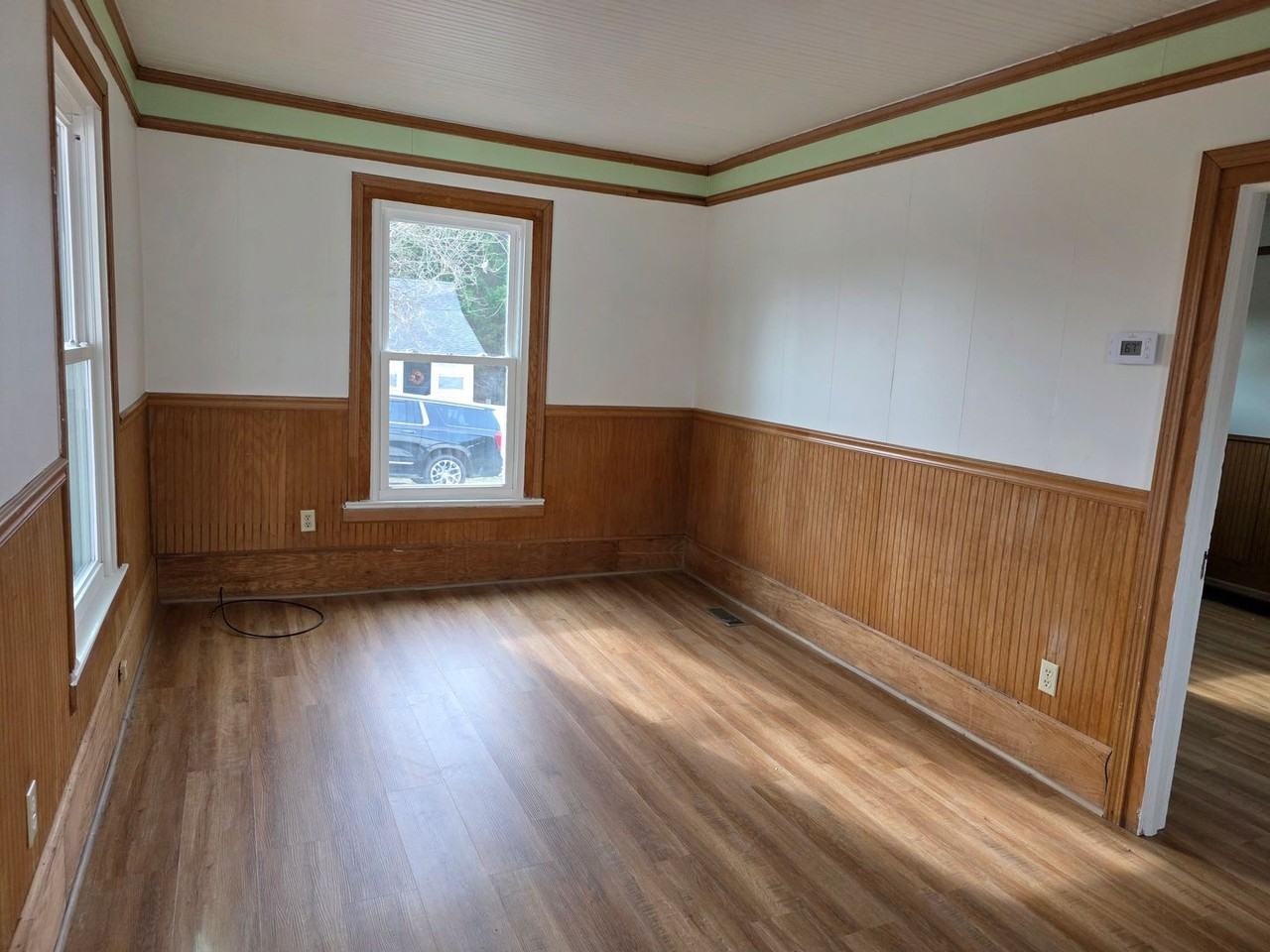 142 Welch St - Photo 6 of 14