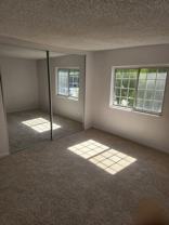 NO A/P: Reseda 5809 - Photo 1 of 1