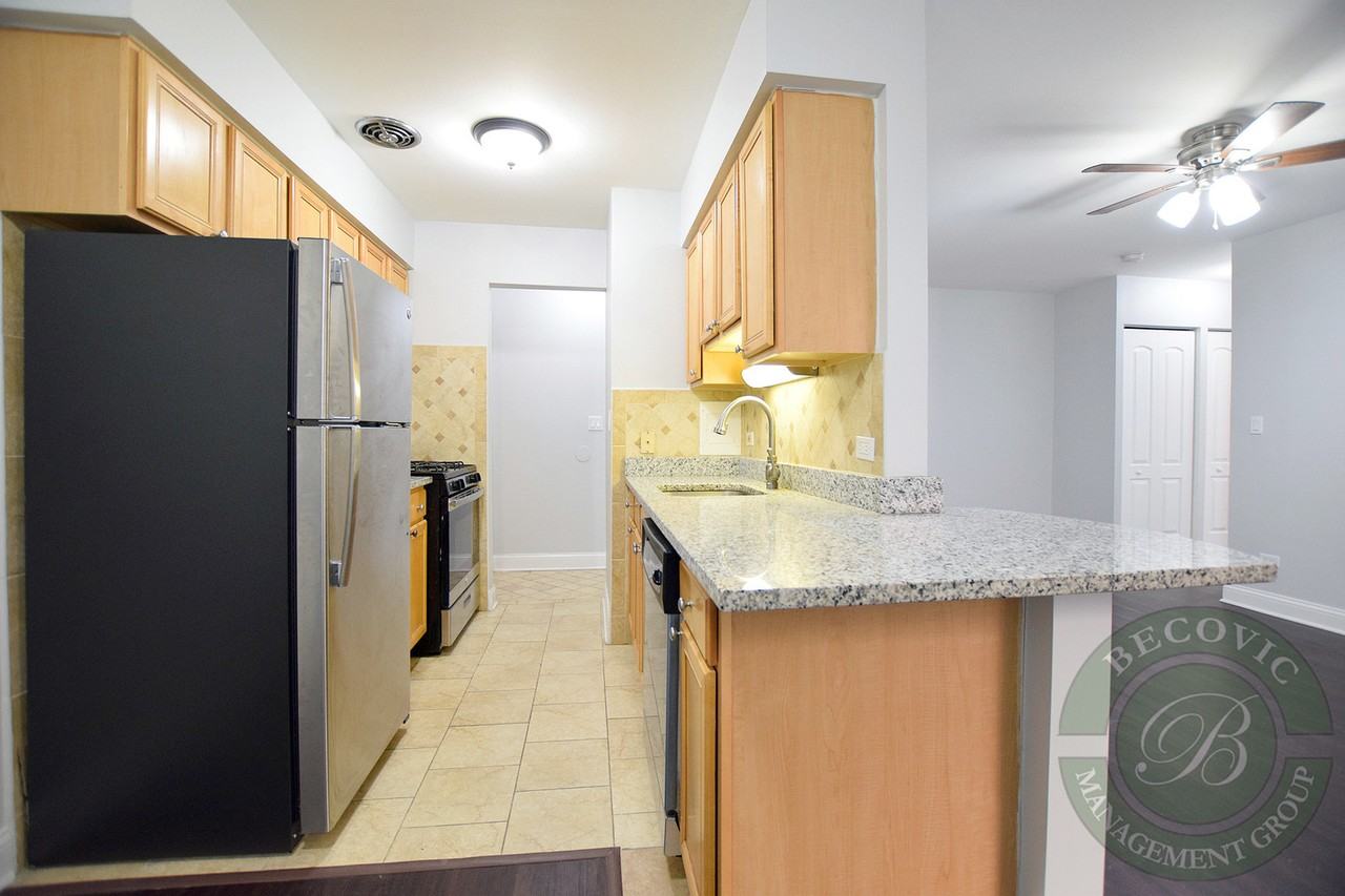 A Stone Beauty in Edgewater! - Photo 4 of 18