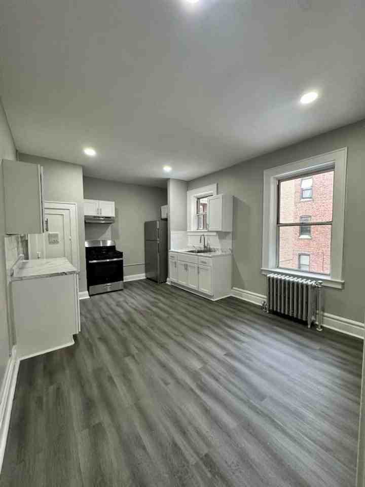 The Millennium - Photo 4 of 10