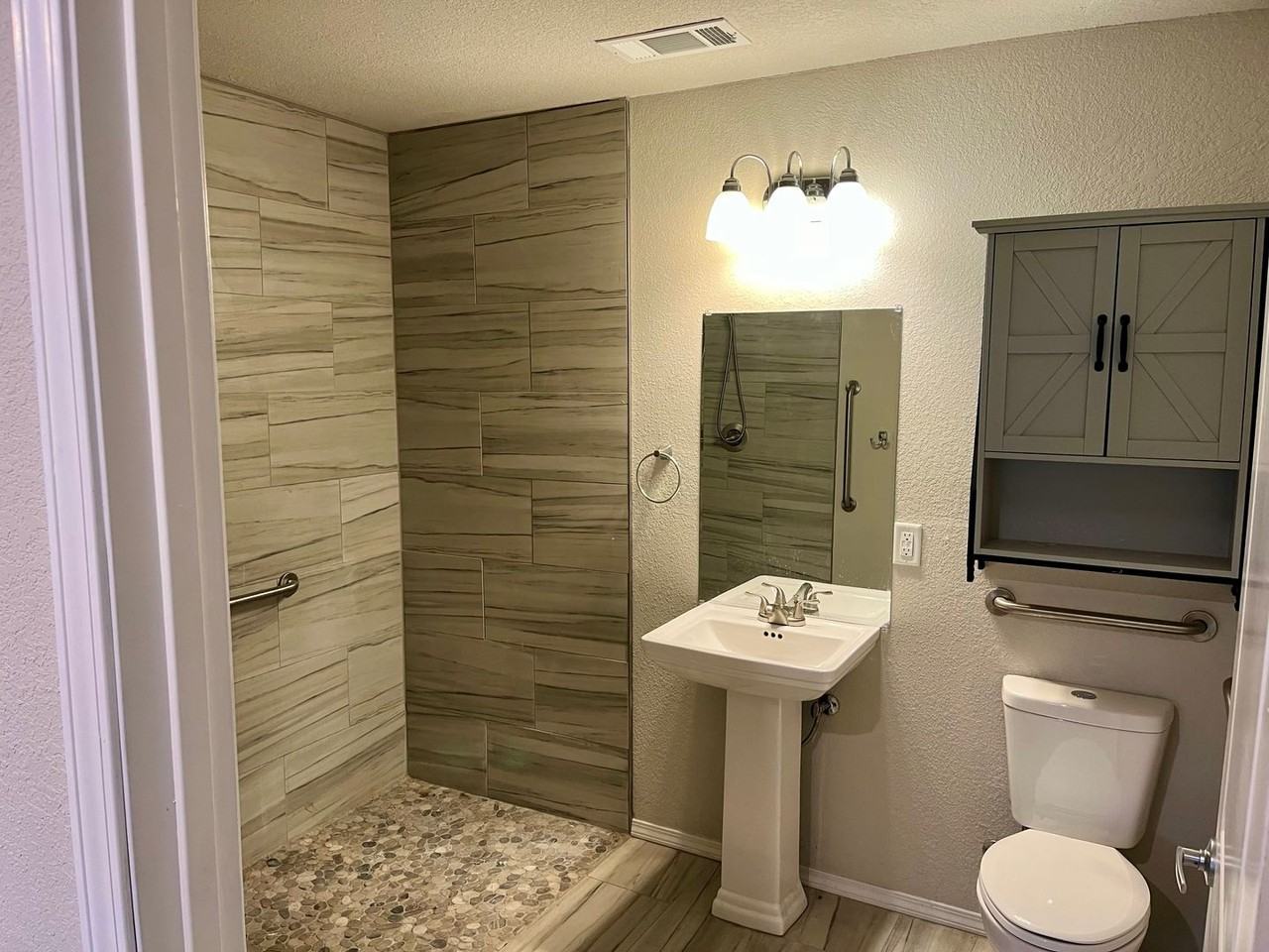 Been Place - Photo 4 of 16