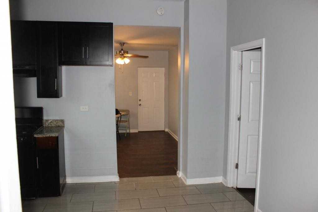 8756 S Exchange Ave - Photo 5 of 7