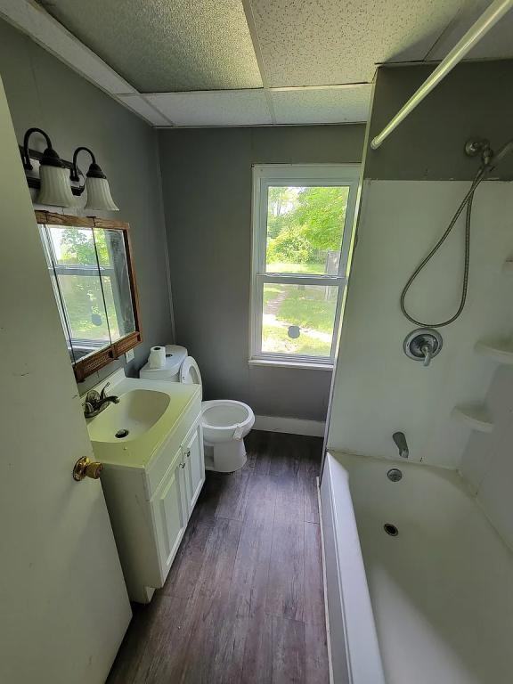 715 W Fairview Ave - Photo 3 of 22