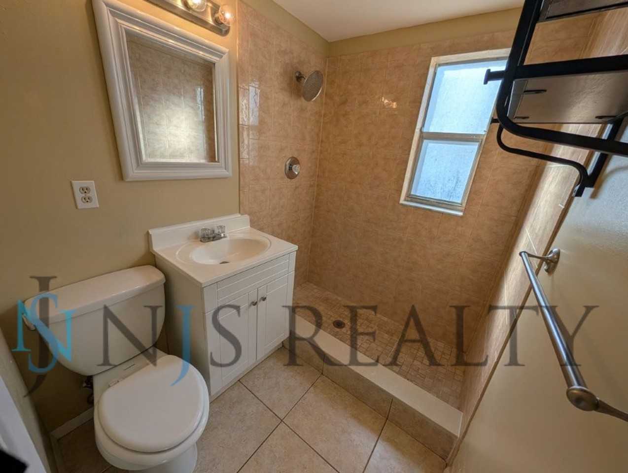 7635 Judith Cres - Photo 7 of 15