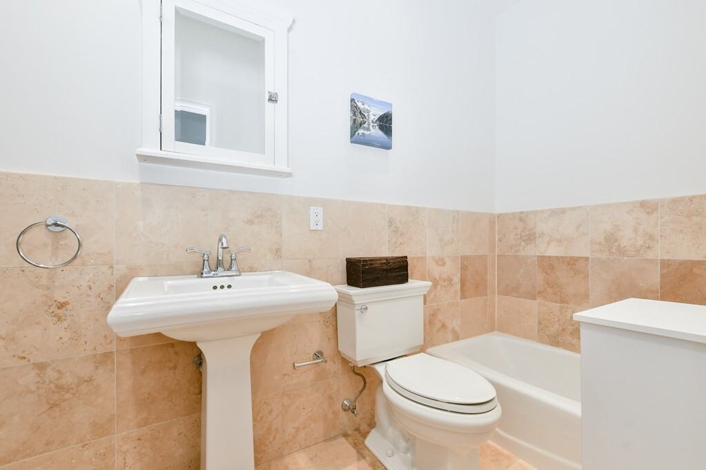 11 Wyman St #2D - Photo 3 of 33