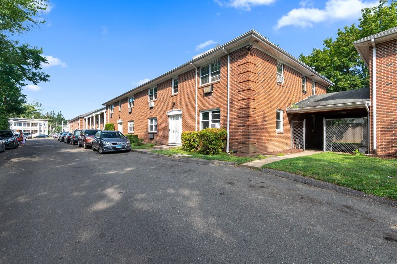 Doral Apartments - Photo 2 of 20