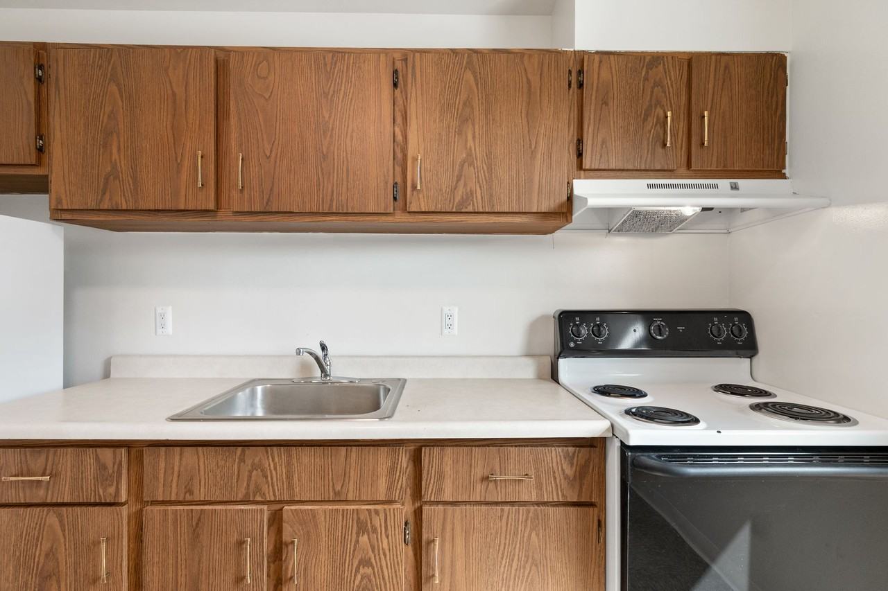 Doral Apartments - Photo 5 of 20