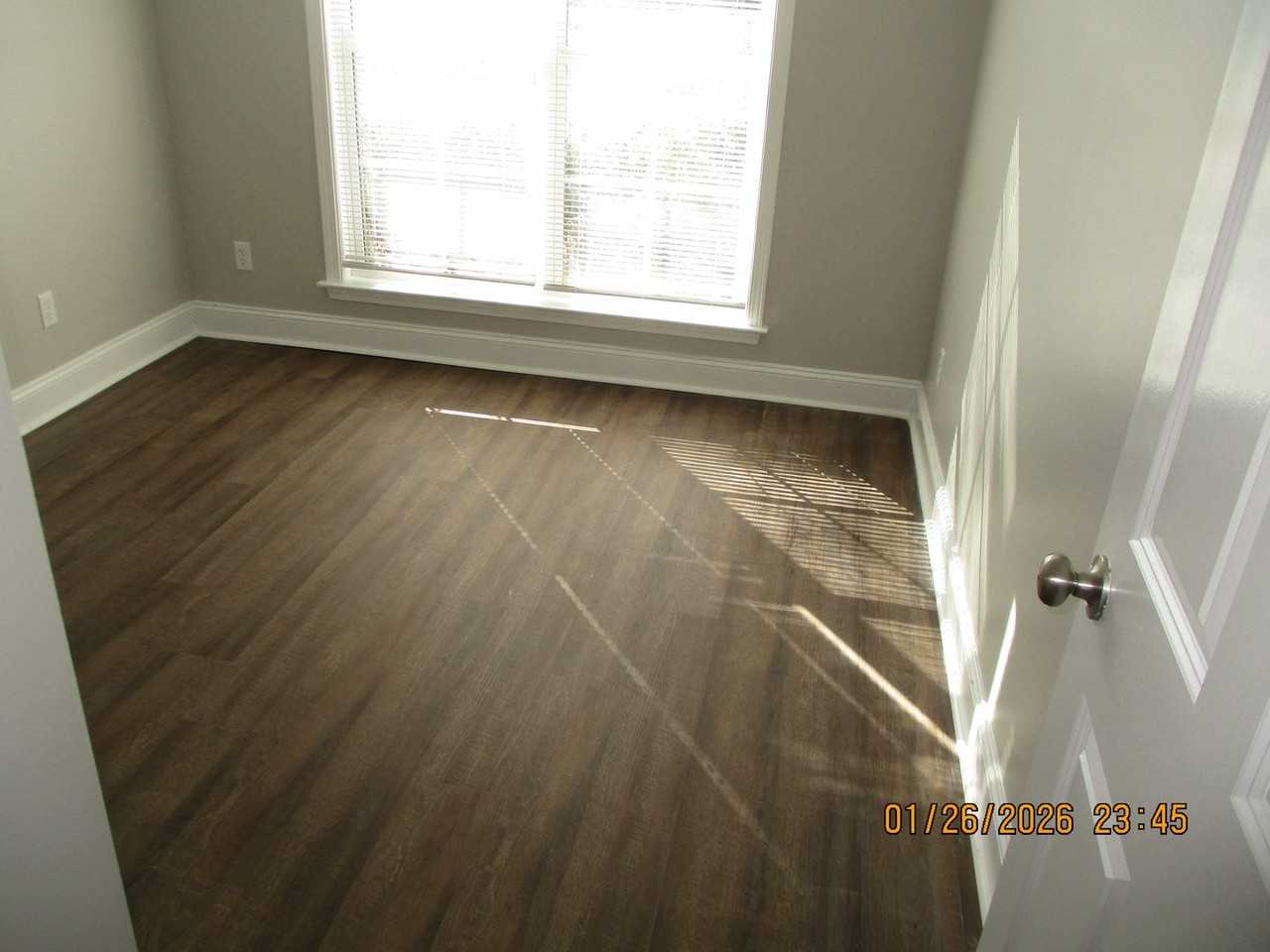 160 Alder Dr - Photo 5 of 9