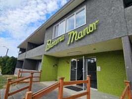 featured image of 805 E 5th St