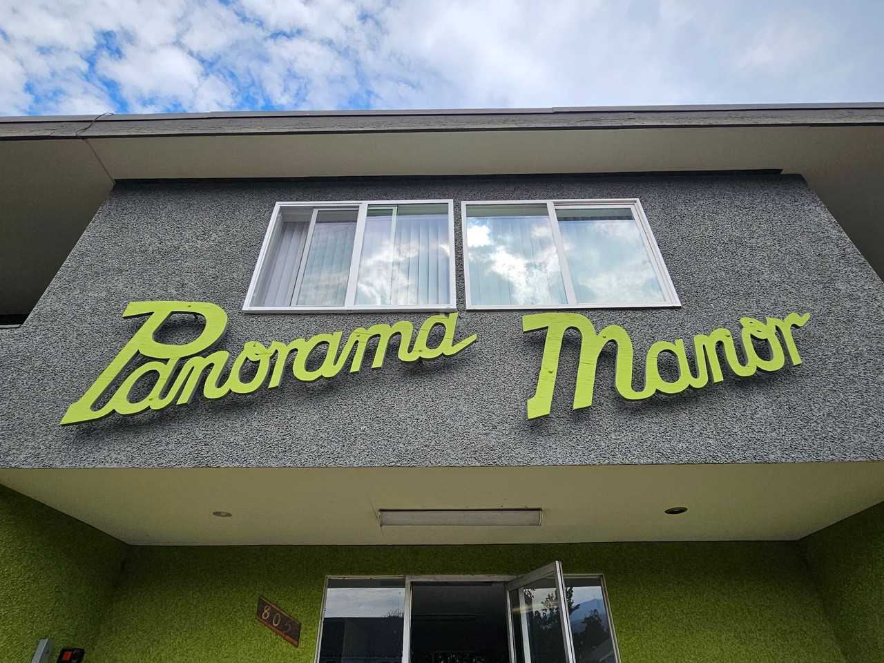 Panorama Manor - Photo 3 of 3