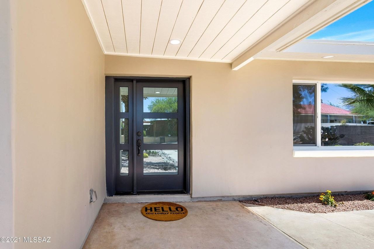 1220 N Norris Ave - Photo 3 of 42