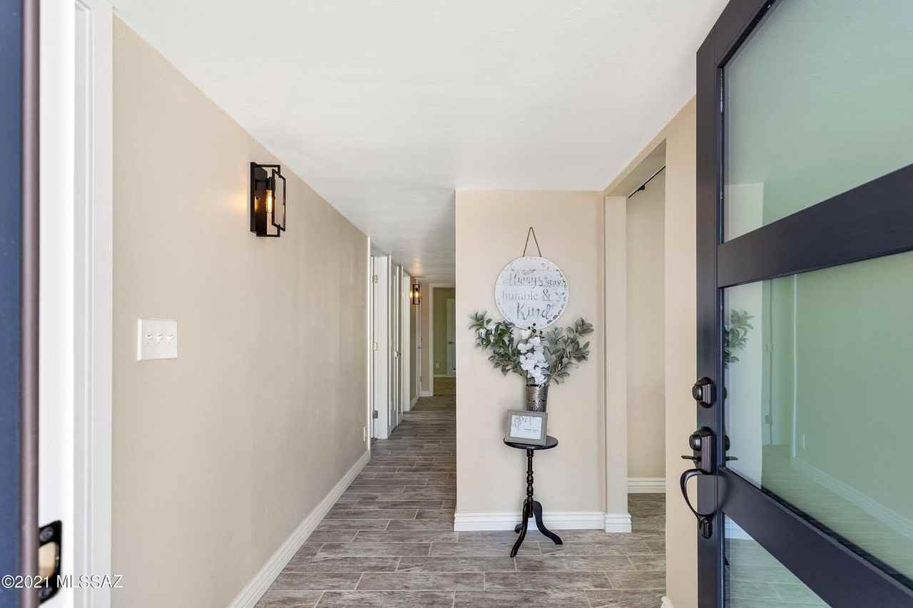 1220 N Norris Ave - Photo 4 of 42