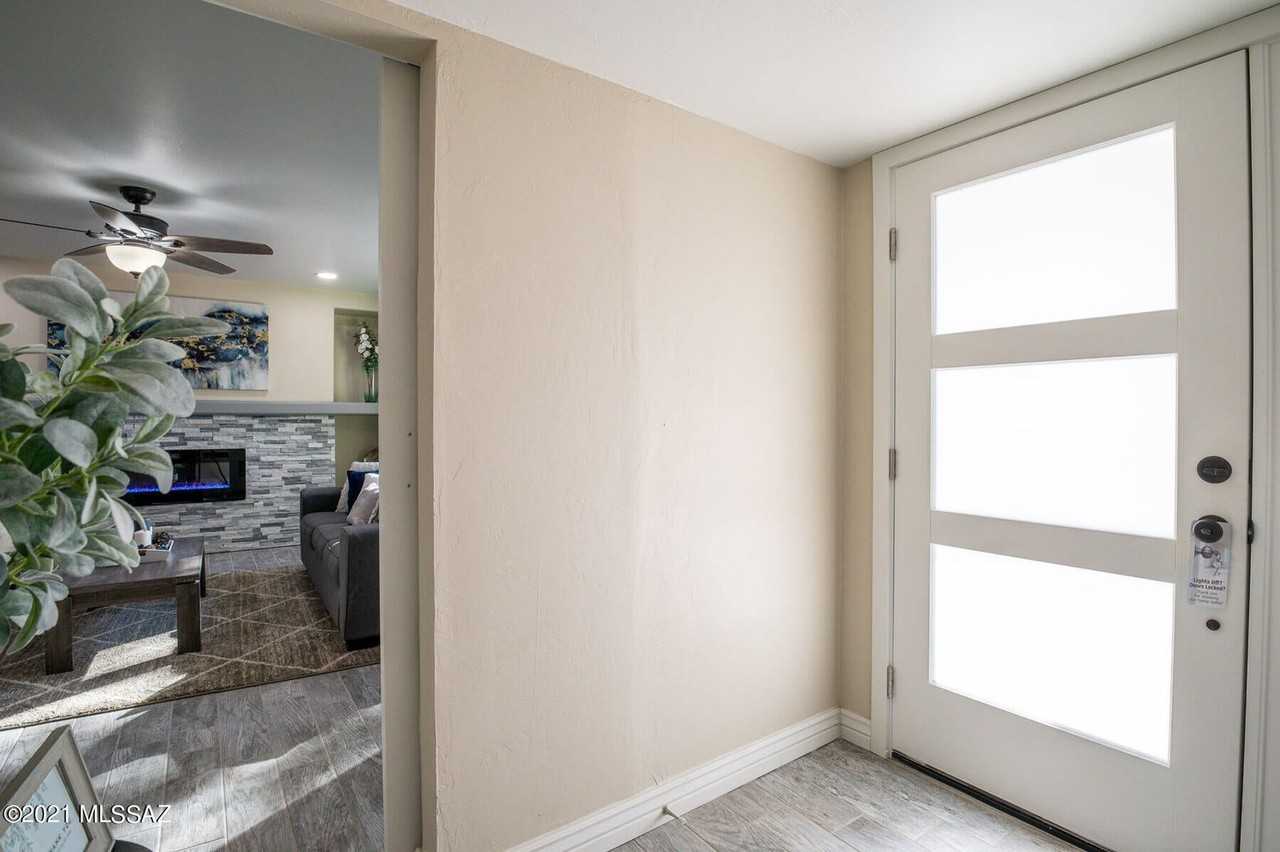 1220 N Norris Ave - Photo 5 of 42