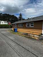 featured image of 961 Se 8th Ave