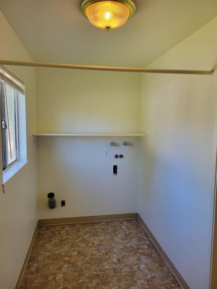 920 W Winnie Ln - Photo 6 of 18