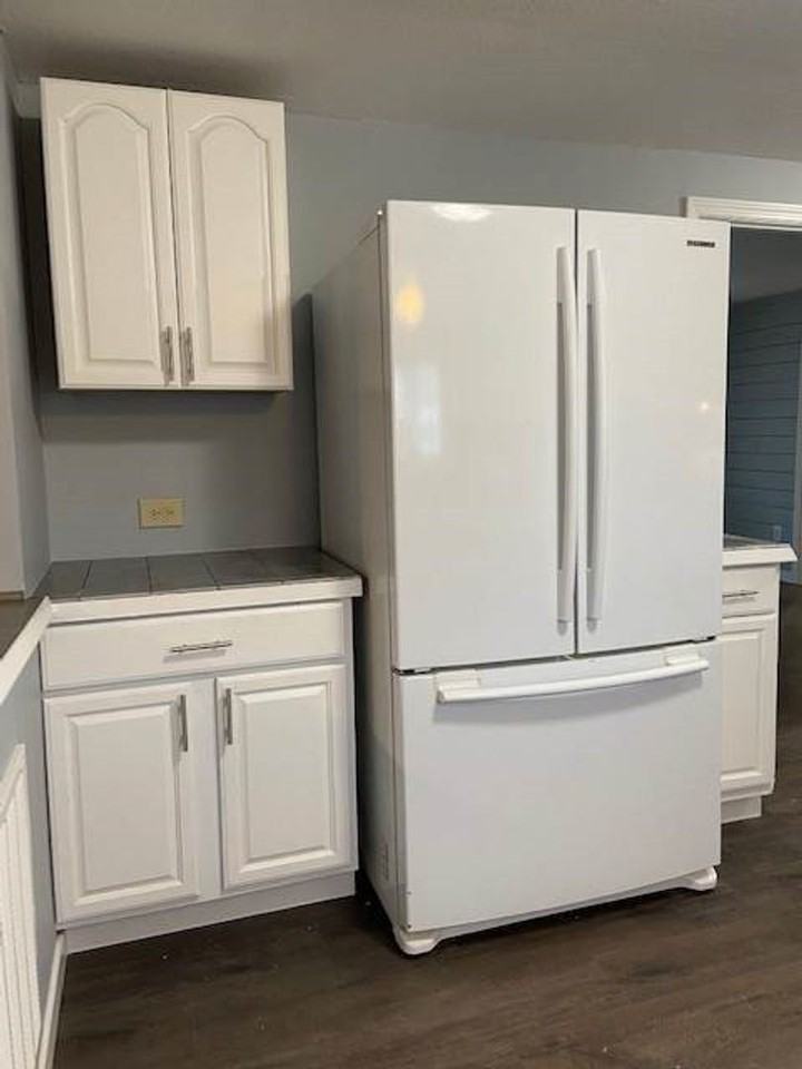 934 Evergreen Ave - Photo 6 of 43