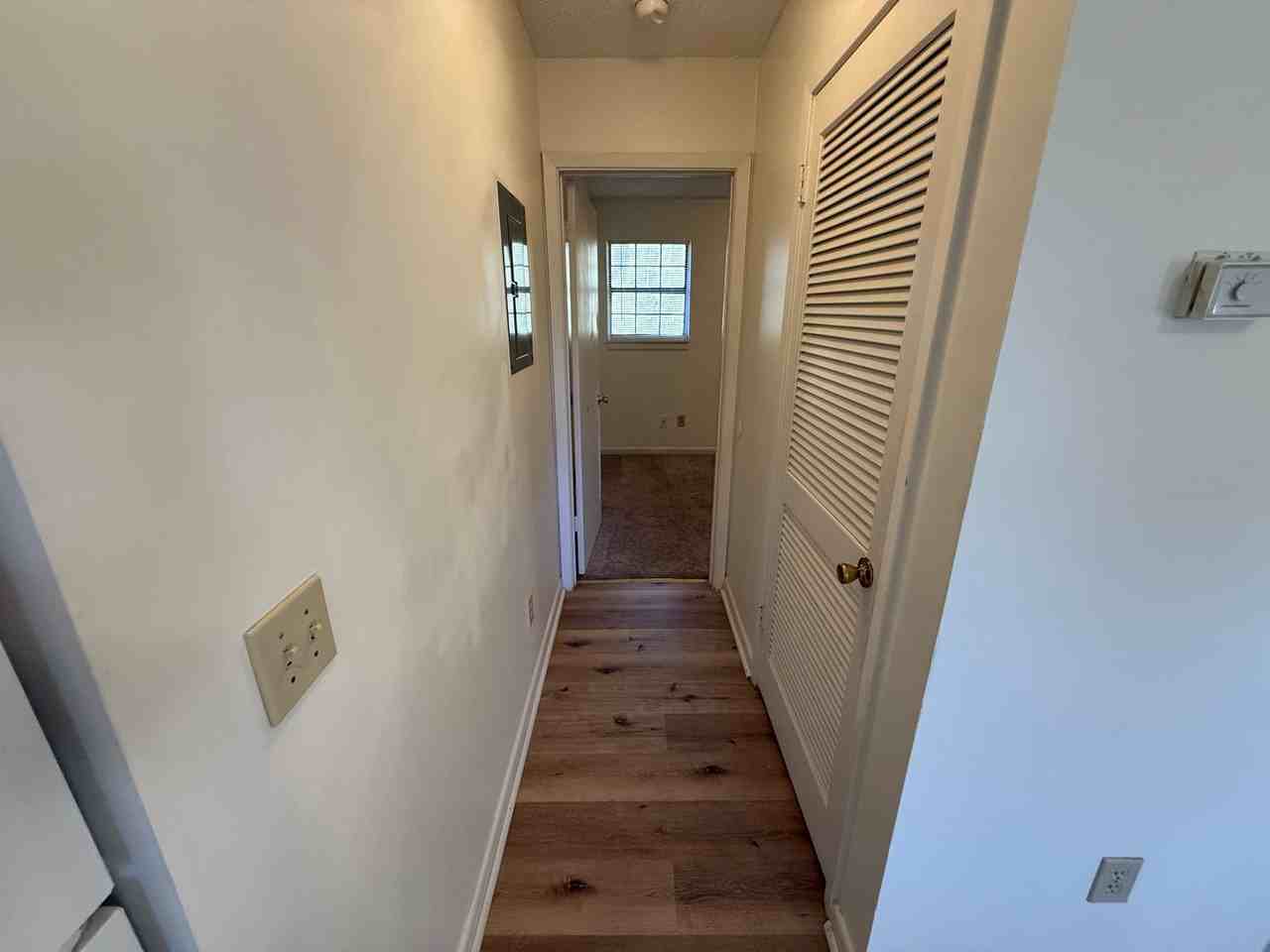 31 8th St Nw #2 - Photo 5 of 9