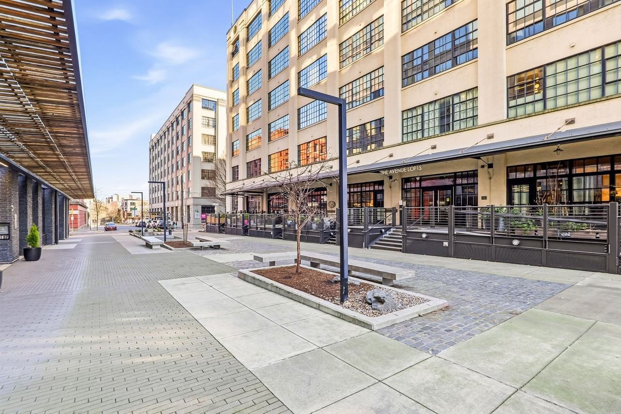 1400 Nw Irving St #319 - Photo 2 of 20