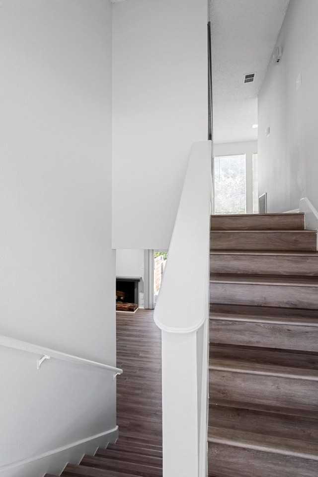 6205 Shadow Valley Dr #B - Photo 5 of 27