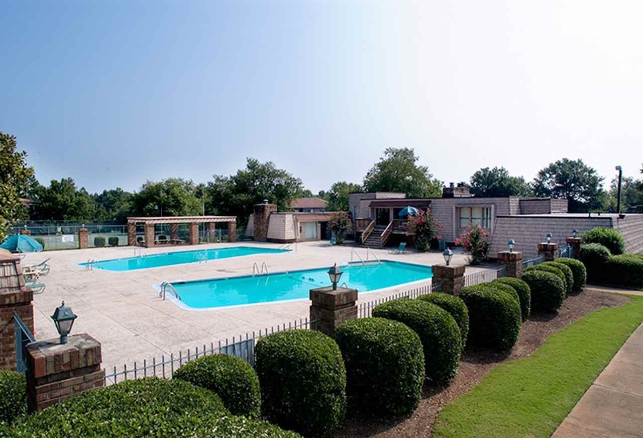 1115 Menlo Dr - Photo 7 of 9