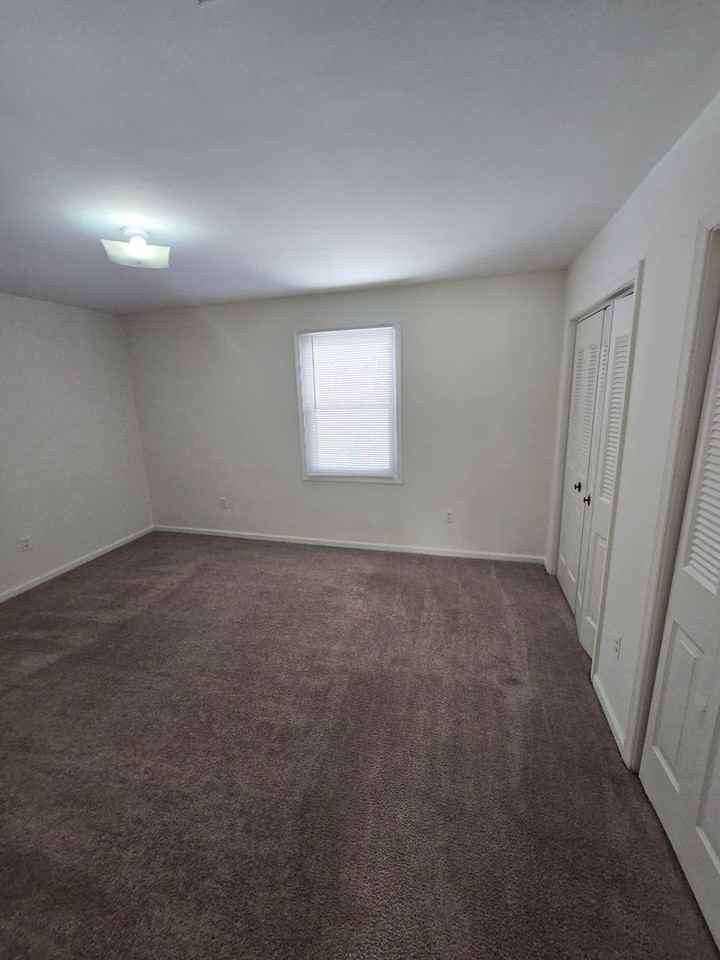 6537 Commons Dr - Photo 3 of 4