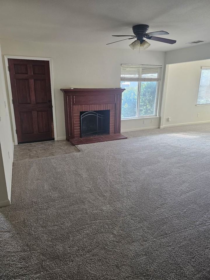 1217 Browning Dr - Photo 6 of 17