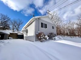 featured image of 841 Benson Ave Ne