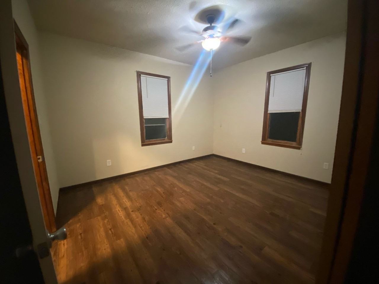 234 Hobart St - Photo 7 of 13