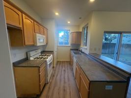 featured image of 14 Se Mckinley Ave #2