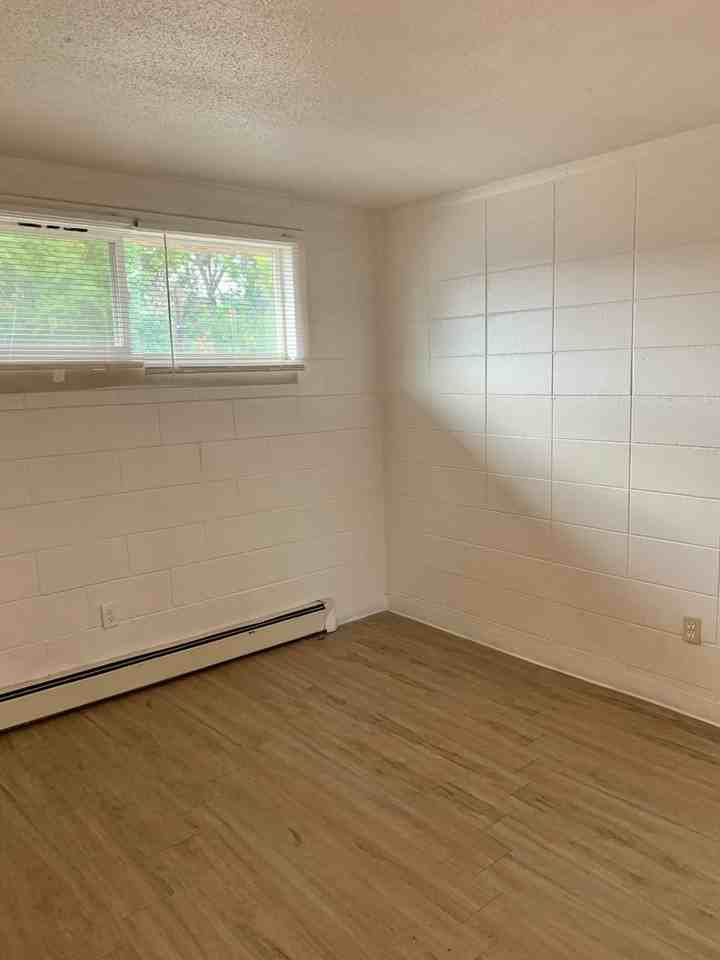 1739 7th Avenue - Photo 5 of 15