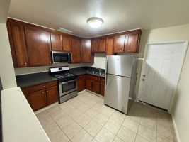 featured image of 3059 Hawthorn St