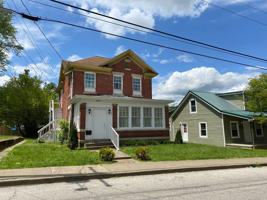 featured image of 1009 Lynn St