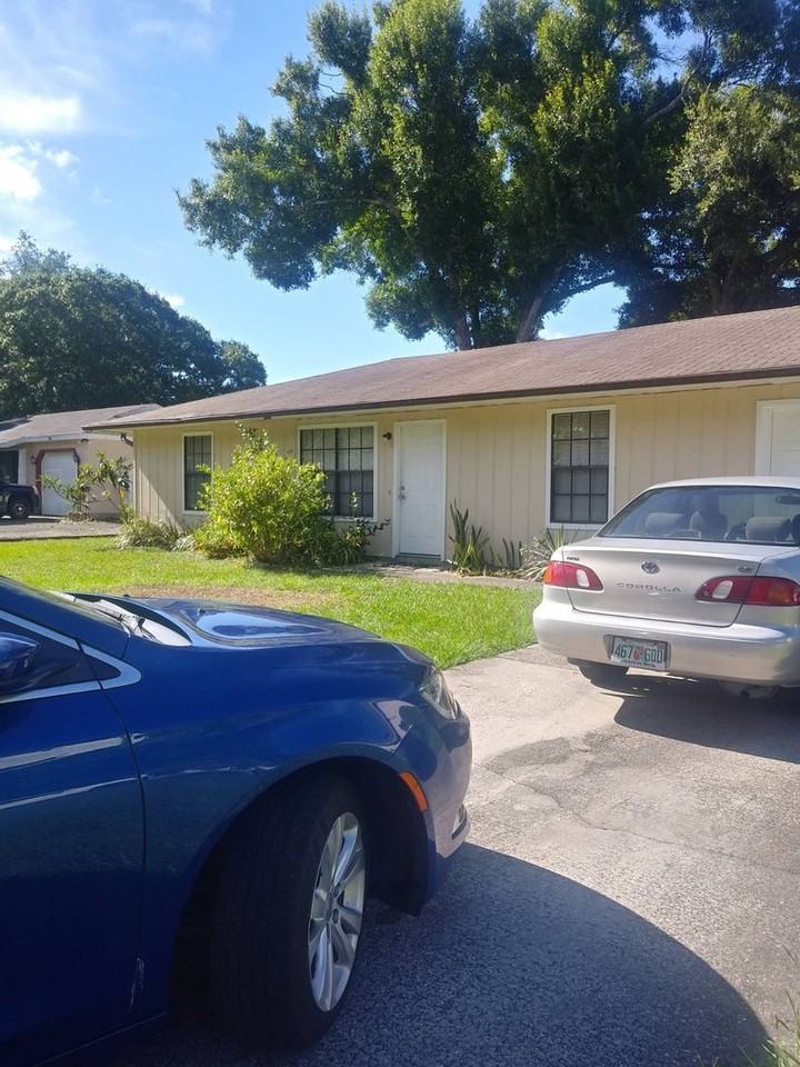 926 Sally St Se - Photo 4 of 8