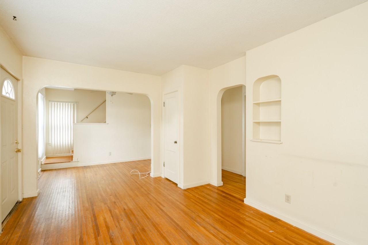 1927 Olive St - Photo 3 of 18