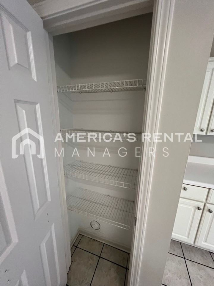 446 Cambrian Ridge Trl - Photo 7 of 29