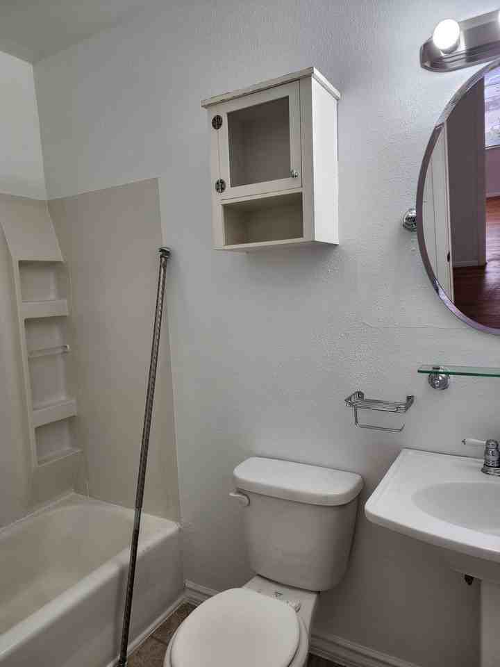 1417 Camino Sol - Photo 7 of 22